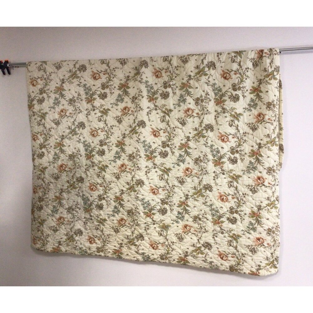 Vintage Springmaid Floral Twin Single Quilted Comforter Blanket Bedspread